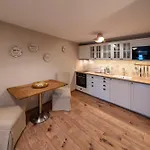 Apartment Prague West - With Terrace Chyne