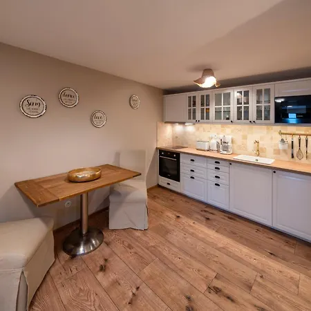 Apartman Prague West - Terrace Chýně