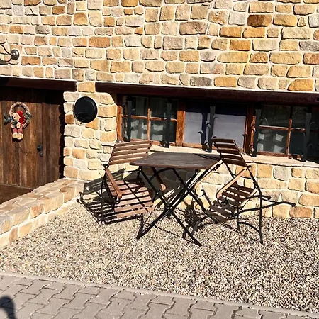 Prague West - With Terrace 公寓