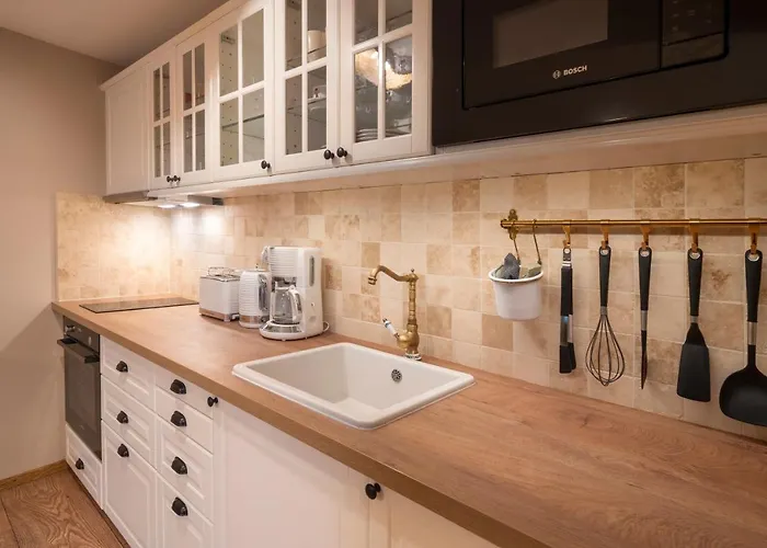 Prague West - With Terrace 公寓 *